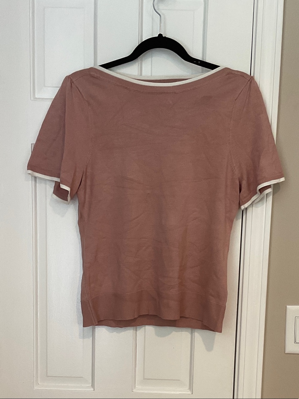 Melissa Paige Dusty Rose Short Sleeve Knit Top with White Trim